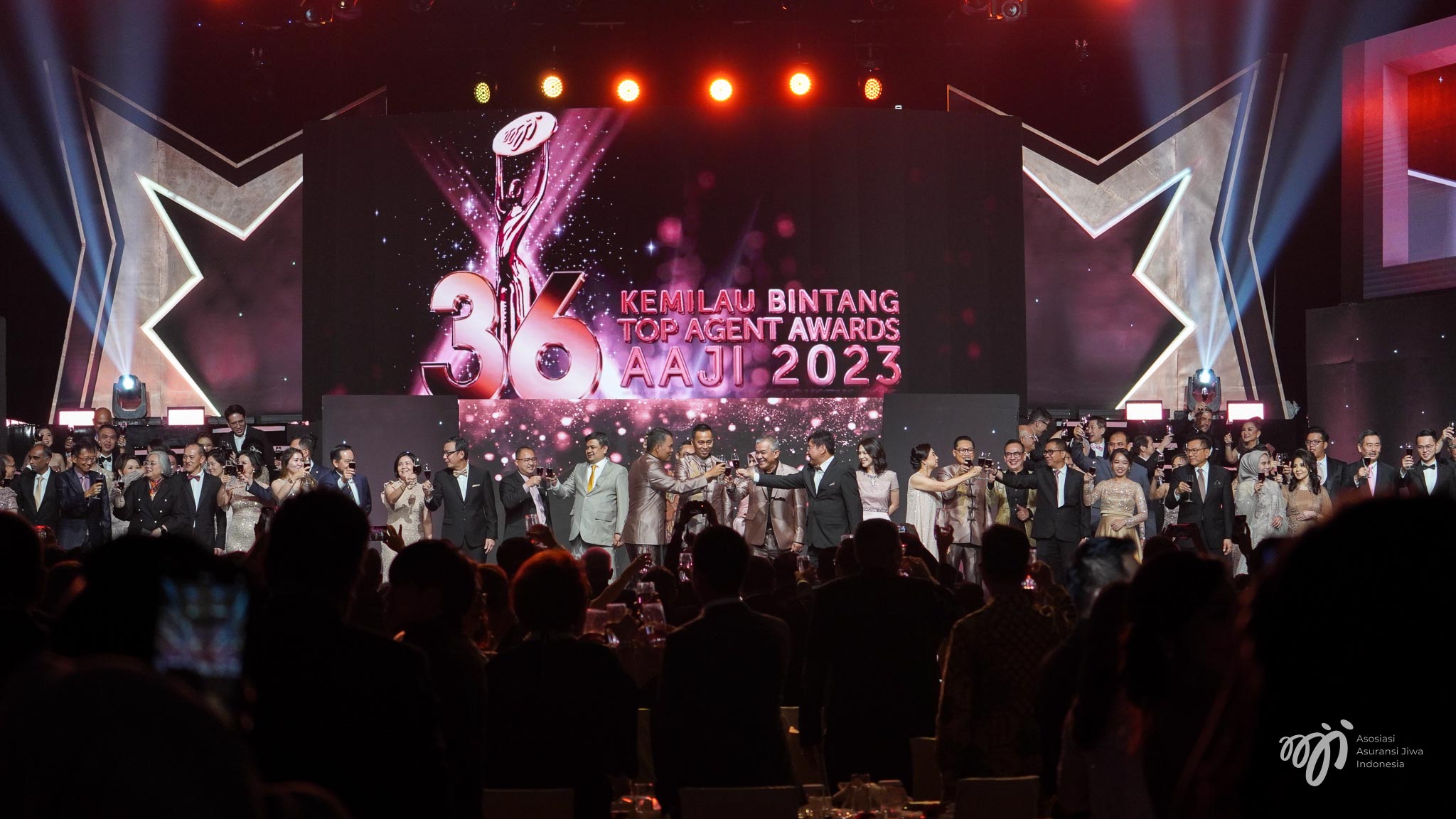 Awarding Night Gala Dinner, Wujud Apresiasi Tertinggi Kepada Para Tenaga Pemasar Asuransi Jiwa