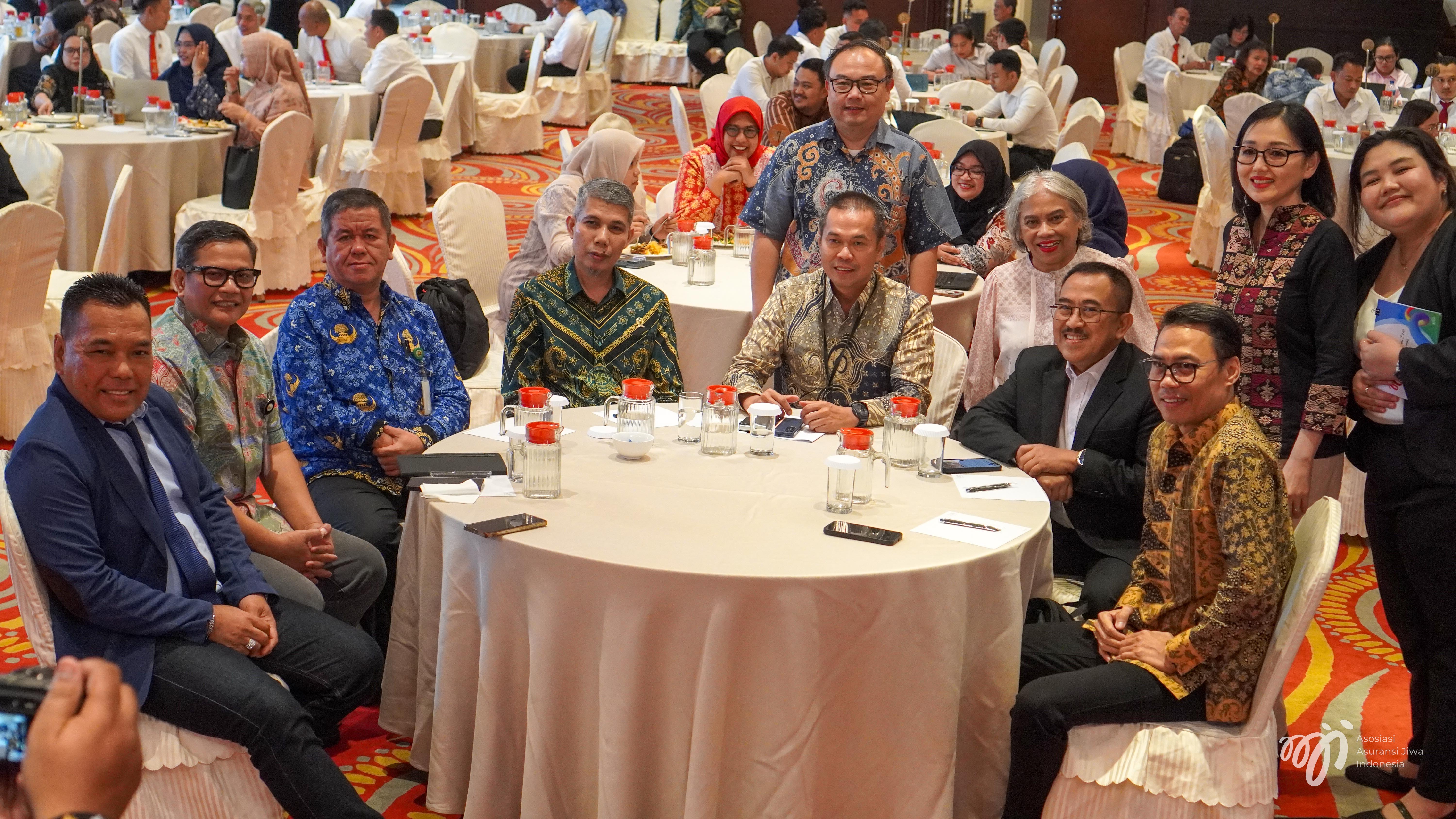 Forum Diskusi Asuransi vs Kasus Hukum